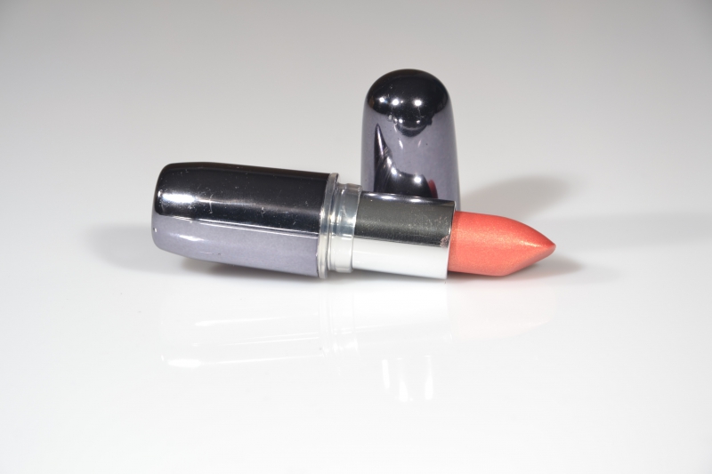 esthetique-LA TURBIE-min_lipstick-273109